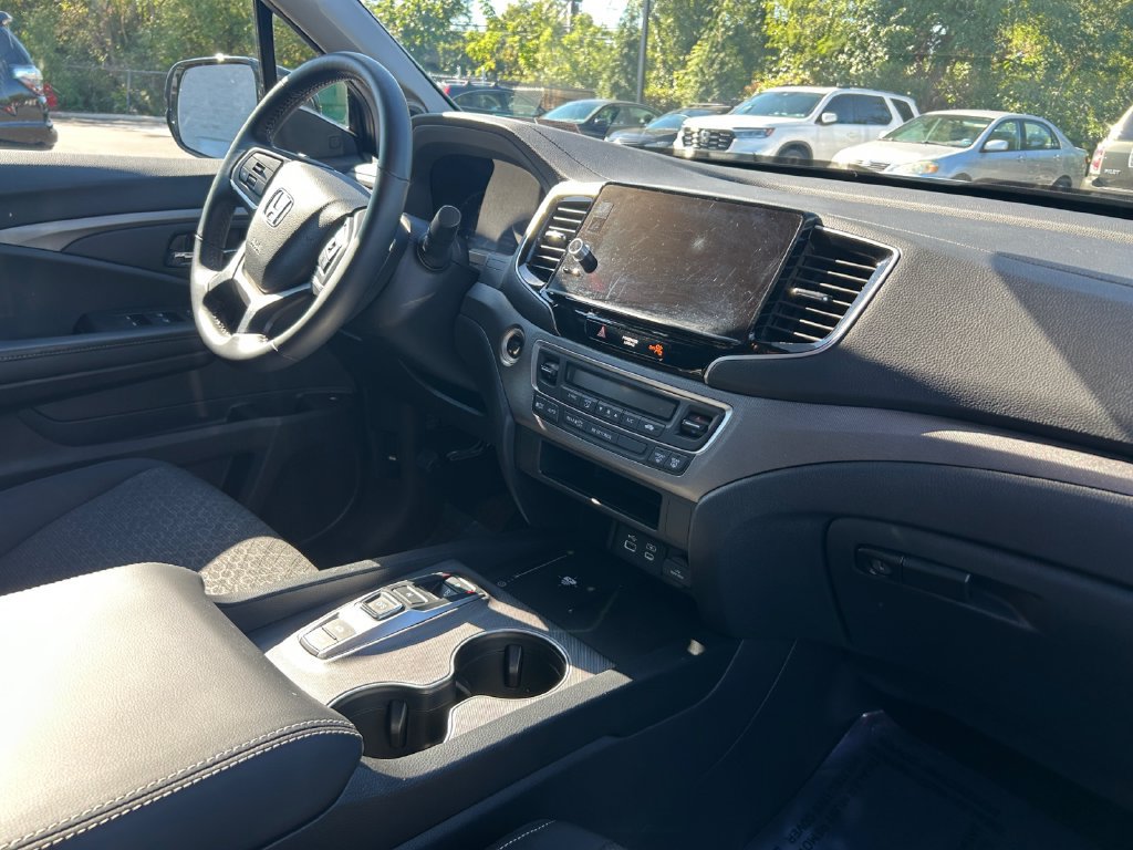 Certified 2024 Honda Ridgeline Sport image 21