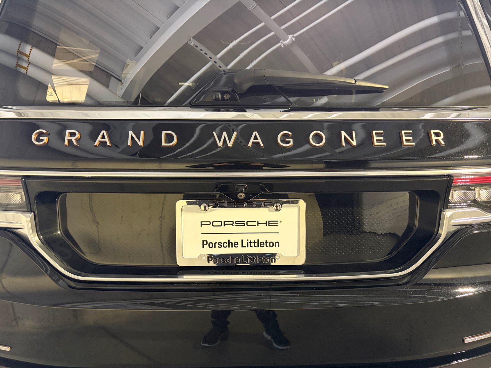 Used 2023 Jeep Grand Wagoneer Series III AWD/4WD image 17