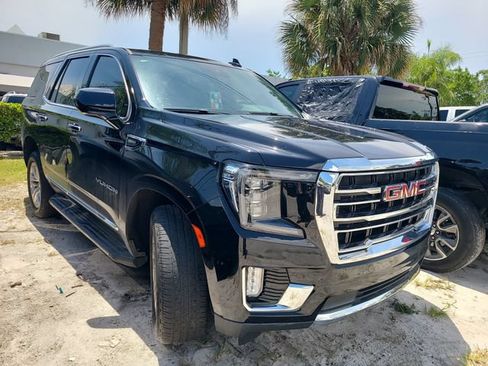 Used 2023 GMC Yukon SLT AWD/4WD image 4