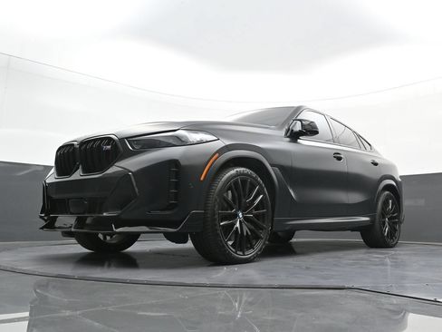 Used 2024 BMW X6 M60i w/ Climate Comfort Package AWD/4WD image 24