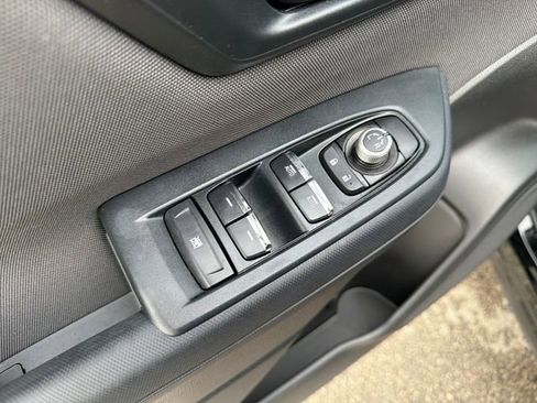 Certified 2025 Subaru Forester Premium AWD/4WD image 18