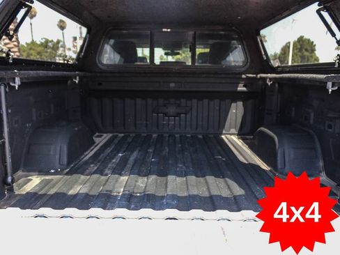 Used 2021 Chevrolet Silverado 1500 LT Trail Boss w/ Convenience Package II AWD/4WD image 26