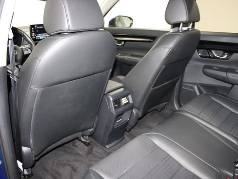 Used 2025 Honda CR-V EX-L image 24