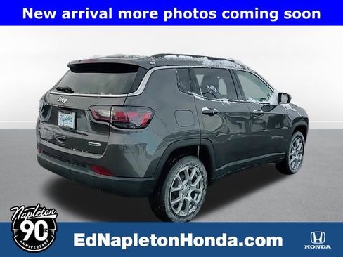 Used 2022 Jeep Compass Latitude w/ Sun and Sound Group image 6
