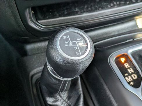 Used 2025 Jeep Wrangler Sahara w/ Safety Group image 28