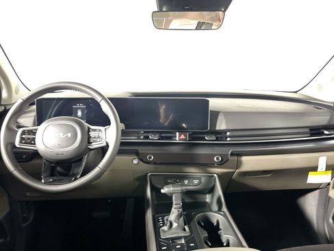 New 2026 Kia Carnival LXS image 12