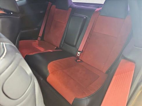 Used 2015 Dodge Challenger SRT Hellcat image 8