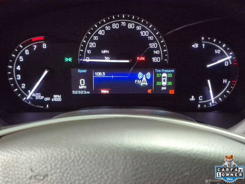 Used 2017 Cadillac XT5 Luxury w/ Driver Awareness Package AWD/4WD image 14