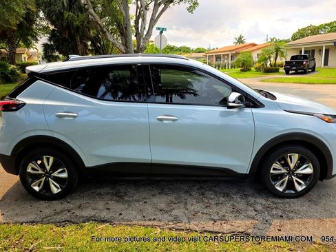 Used 2023 Chevrolet Bolt EUV LT w/ Convenience Package FWD image 12