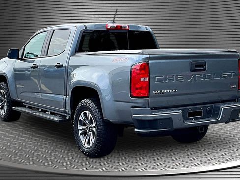 Used 2022 Chevrolet Colorado Z71 AWD/4WD image 4