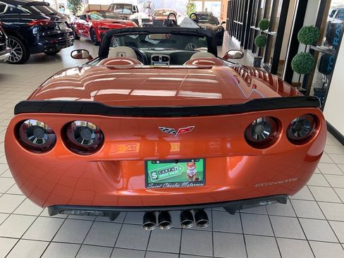 Used 2005 Chevrolet Corvette Convertible w/ Preferred Equipment Group RWD image 6