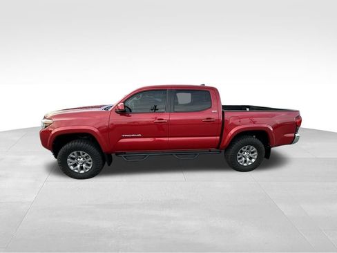 Used 2019 Toyota Tacoma 2WD Double Cab image 8