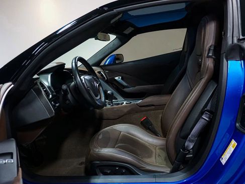 Used 2014 Chevrolet Corvette 2dr Z51 Coupe w/ 3LT Preferred Equipment Group image 8
