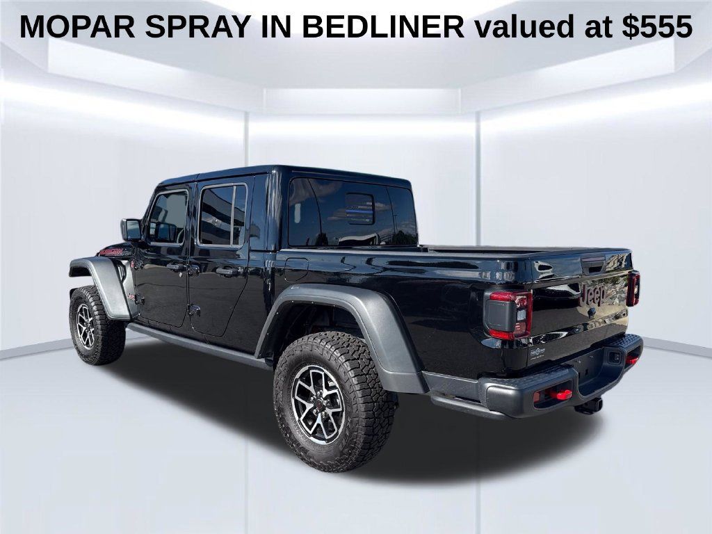 Used 2025 Jeep Gladiator Rubicon AWD/4WD image 8