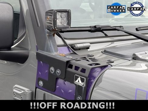 Used 2021 Jeep Wrangler Unlimited Sahara w/ Uconnect 4C Nav & Sound Group image 10