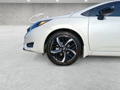 Certified 2025 Nissan Versa SR w/ Trunk Package FWD image 23