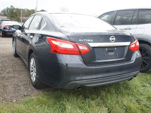 Used 2016 Nissan Altima 2.5 S w/ Power Driver Seat Package image 5