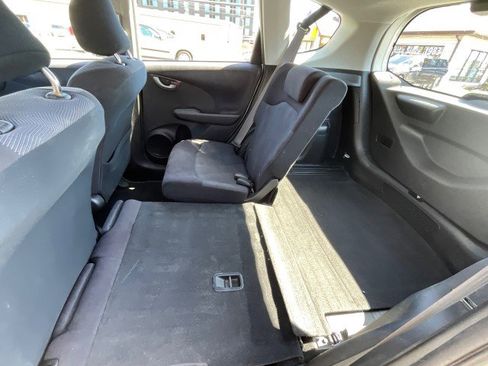 Used 2010 Honda Fit Sport image 22