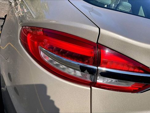 Used 2019 Ford Fusion S FWD image 27