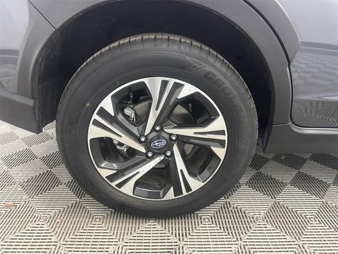 Used 2024 Subaru Crosstrek 2.0i Premium image 18