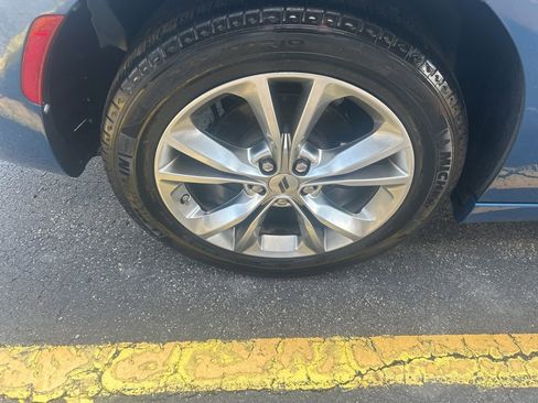 Used 2022 Dodge Charger SXT w/ Driver Convenience Group AWD/4WD image 35