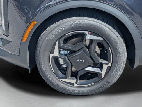 New 2026 Kia Sportage EX image 13