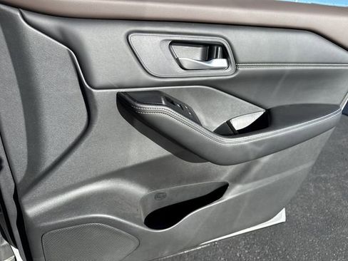 Certified 2023 Nissan Rogue SV w/ SV Premium Package image 20