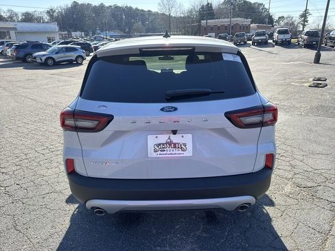 New 2026 Ford Escape Active image 6