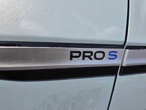 Used 2023 Volkswagen ID.4 Pro S RWD image 10
