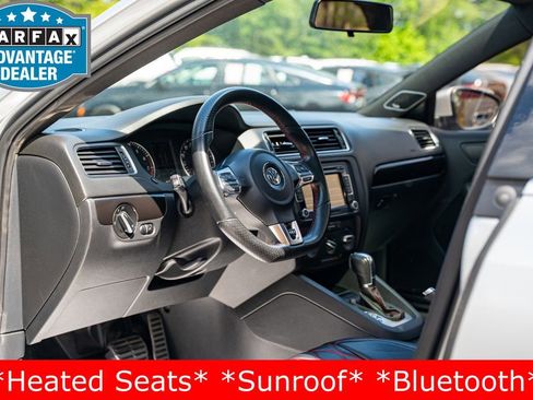 Used 2014 Volkswagen Jetta GLI FWD image 15