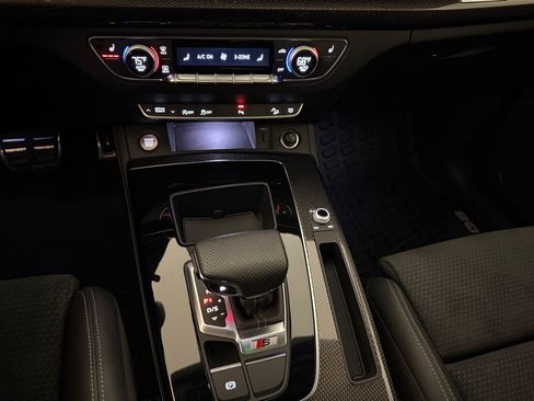 Certified 2022 Audi SQ5 Premium Plus image 17