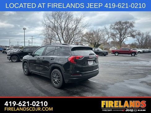 Used 2020 GMC Terrain SLE w/ Driver Convenience Package image 17