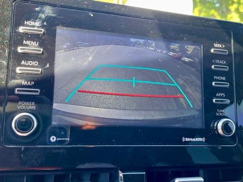 Used 2022 Toyota Camry SE image 26