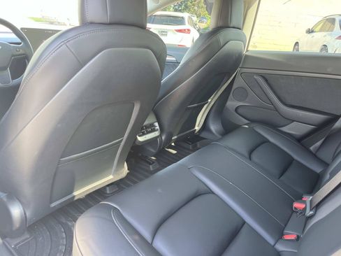 Used 2022 Tesla Model 3 Long Range AWD/4WD image 19