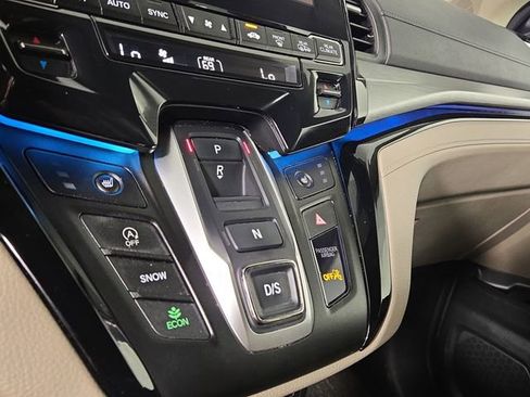 Used 2023 Honda Odyssey Touring image 21
