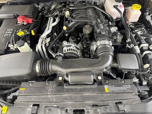Used 2026 Jeep Gladiator Sport AWD/4WD image 22