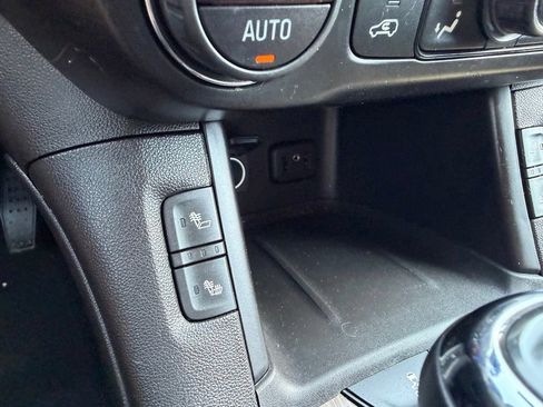 Used 2019 GMC Acadia SLE w/ Driver Alert Package I AWD/4WD image 9