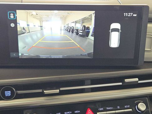 Used 2025 Hyundai Santa Fe SEL image 17