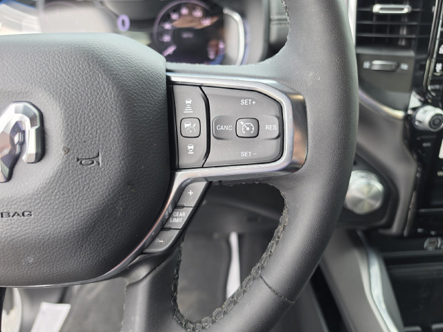 Used 2025 RAM 1500 Laramie AWD/4WD image 36