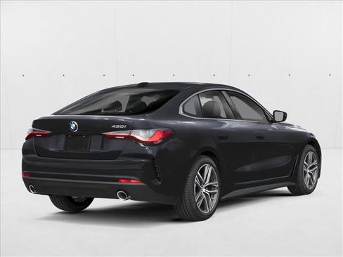 New 2026 BMW 430i xDrive w/ M Sport Package AWD/4WD image 2