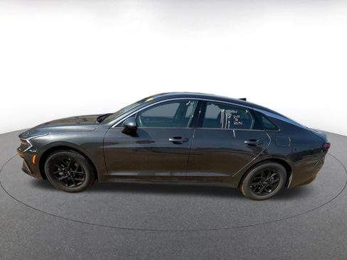 Used 2025 Kia K5 LXS image 11