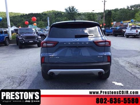 Used 2025 Ford Escape Active AWD/4WD image 5