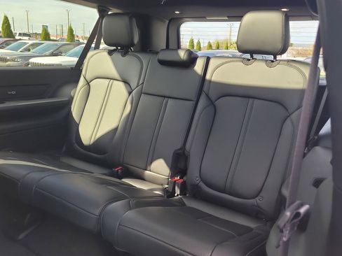 New 2026 Jeep Grand Wagoneer L 4WD w/ Premium Group I image 14