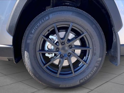 Used 2024 Toyota RAV4 XLE image 11