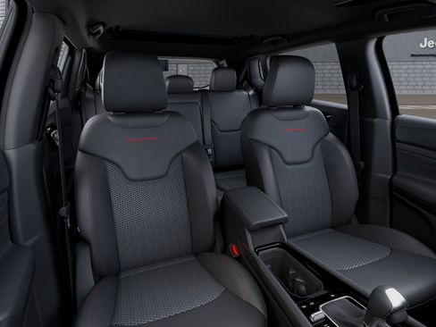 New 2026 Jeep Compass Trailhawk AWD/4WD image 40