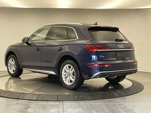 Certified 2023 Audi Q5 2.0T Premium w/ Convenience Package AWD/4WD image 3