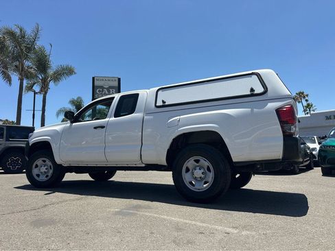 Used 2022 Toyota Tacoma SR RWD image 3