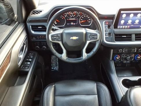 Used 2021 Chevrolet Tahoe LT w/ LT Signature Package image 17
