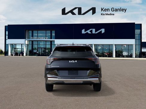 New 2026 Kia Sportage SX FWD image 5