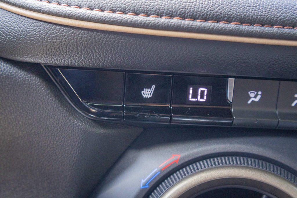 Used 2023 Chevrolet Blazer Premier w/ Driver Confidence II Package AWD/4WD image 19